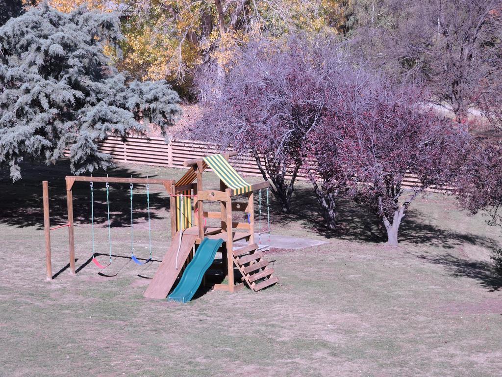 Siesta Villa Jindabyne Bagian luar foto